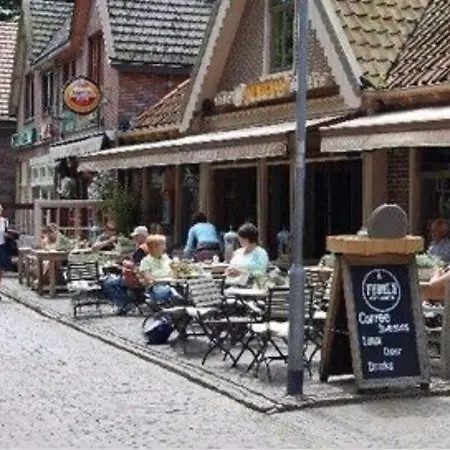 Lief Binnen, Bij Bos Duin En Dorp