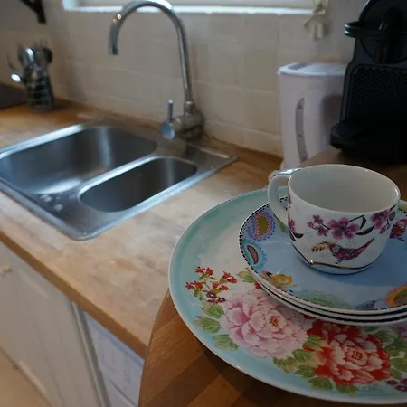 Lief Binnen, Bij Bos Duin En Dorp Daire Bergen